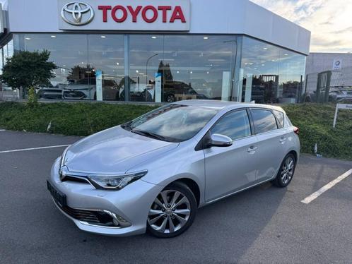 Toyota Auris 1.6 Diesel MT Lounge, Auto's, Toyota, Auris, Airbags, Airconditioning, Bluetooth, Boordcomputer, Centrale vergrendeling