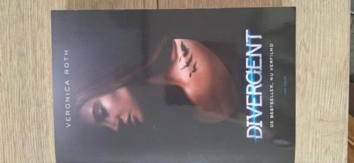 Veronica Roth - Divergent, Boeken, Kinderboeken | Jeugd | 13 jaar en ouder, Zo goed als nieuw, Ophalen of Verzenden
