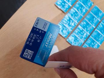 Acuvue moist daglenzen 18 stuks beschikbaar voor biedingen