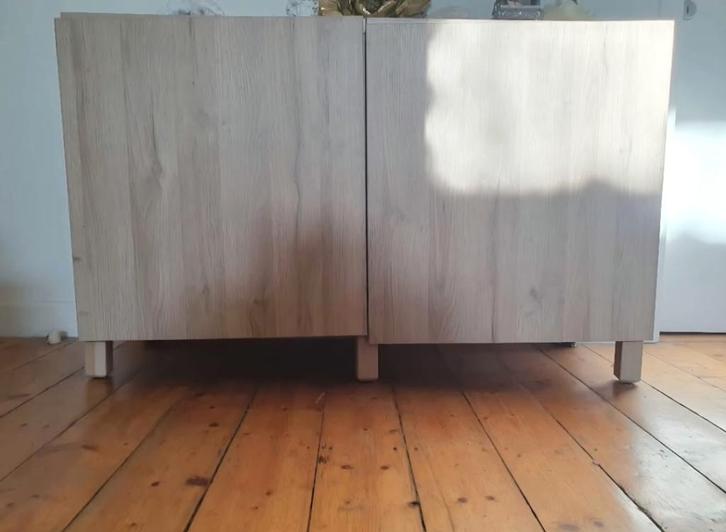 Besta ikea kast, Huis en Inrichting, Kasten | Wandmeubels, Gebruikt, Minder dan 100 cm, Minder dan 150 cm, 25 tot 50 cm, Met deur(en)