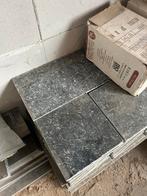 Blauwe steen + terrastegels, Doe-het-zelf en Bouw, Ophalen, Zo goed als nieuw