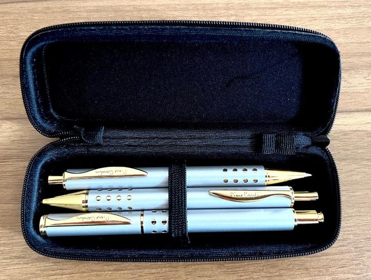 "PIERRE CARDIN” - 3 Delige Boxset /// NIEUW, Verzamelen, Pennenverzamelingen, Nieuw, Overige typen, Overige merken, Met doosje