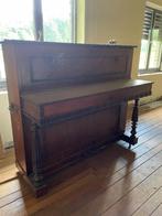 Antieke piano met kaarsenhouder, Muziek en Instrumenten, Piano's, Ophalen, Gebruikt, Bruin, Piano