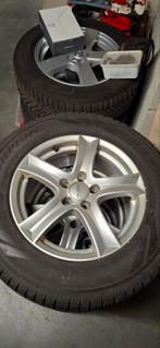 Winterbanden volvo xc 60, Autos : Pièces & Accessoires, Pneus & Jantes, Enlèvement, Pneus hiver, Pneu(s)
