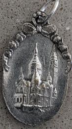 Médaillon du Christ, Sacré Coeur de Montmartre à Paris., Collections, Enlèvement ou Envoi, Comme neuf, Bijoux, Christianisme | Catholique