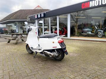 Scooter Lambretta V200 beschikbaar voor biedingen