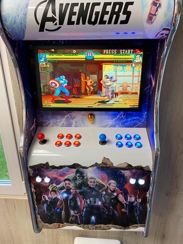 Zeer prachtige arcadekast van Avengers 