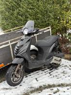 Piaggio Zip 180cc B klasse (Runner,Typhoon,SKR,125cc), Fietsen en Brommers, Scooters | Piaggio, Ophalen, Zo goed als nieuw, Zip