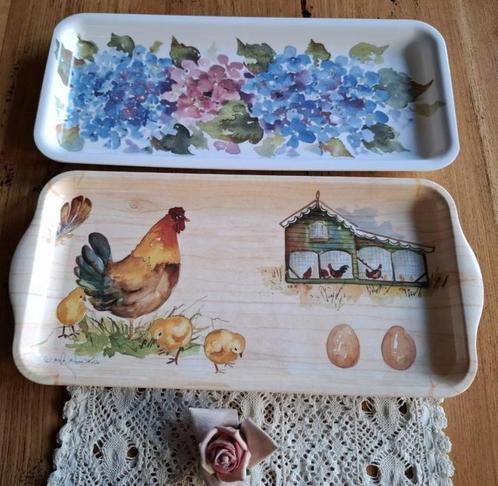 2 Alie Kruse Kolk dienblaadjes, kip, Hortensia, LENTE, PASEN, Diversen, Pasen, Zo goed als nieuw, Ophalen of Verzenden