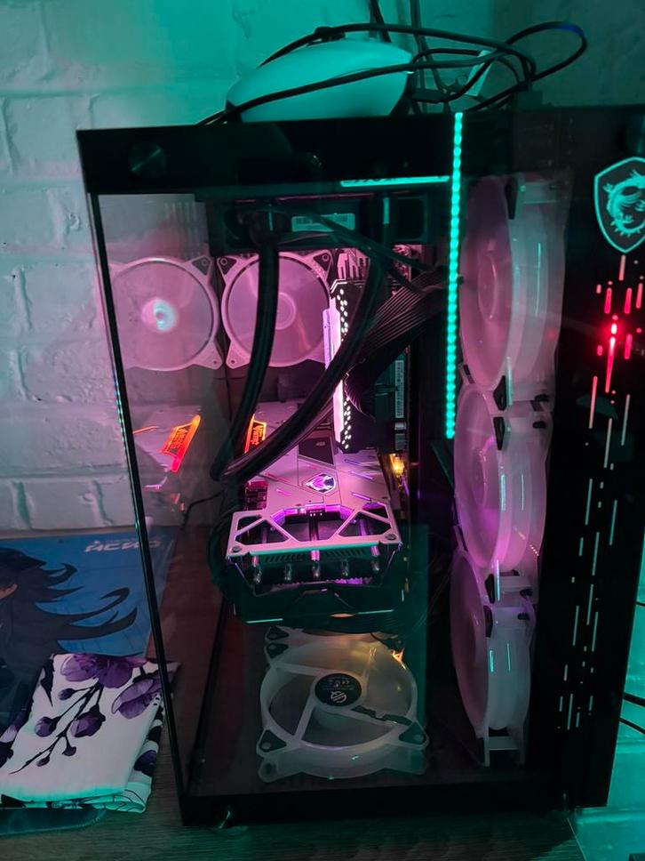 Prix 2200 a discuter, Informatique & Logiciels, Ordinateurs de bureau, Comme neuf, HDD, Enlèvement ou Envoi