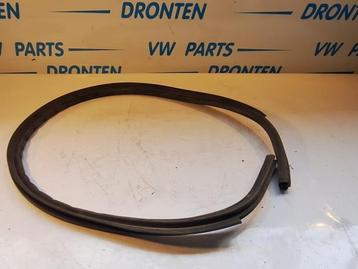 Motorkaprubber van een Volkswagen Caddy, Auto-onderdelen, Ophalen of Verzenden, 3 maanden garantie, Gebruikt, Volkswagen