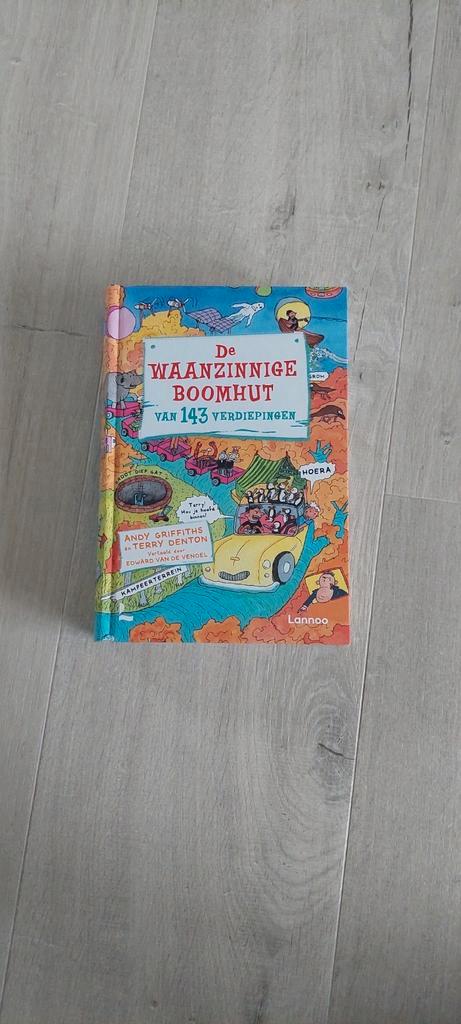 Andy Griffiths - De waanzinnige boomhut van 143 verdiepingen, Livres, Livres pour enfants | Jeunesse | Moins de 10 ans, Comme neuf