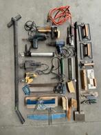 lot schilders materiaal, Behangen
