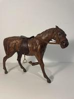 Cheval en cuir vintage, Collections, Statues & Figurines, Envoi