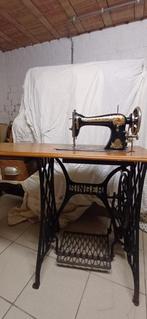 vintage naaimachine, Antiek en Kunst, Antiek | Naaimachines, Ophalen
