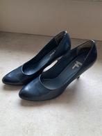 Donkerblauwe pumps maat 40, Pumps, Blauw, Ophalen of Verzenden, Zo goed als nieuw