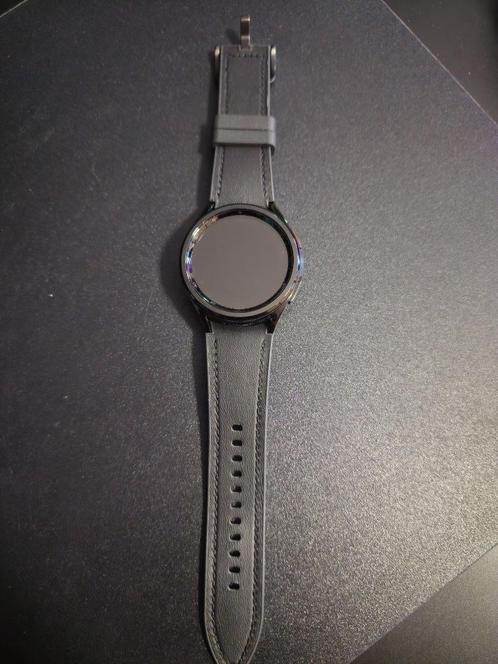 MONTRE Samsung Galaxy Watch 6 Classic 4G Noir 43 mm, Bijoux, Sacs & Beauté, Montres connectées, Utilisé, Android, Noir, État, Niveau de stress