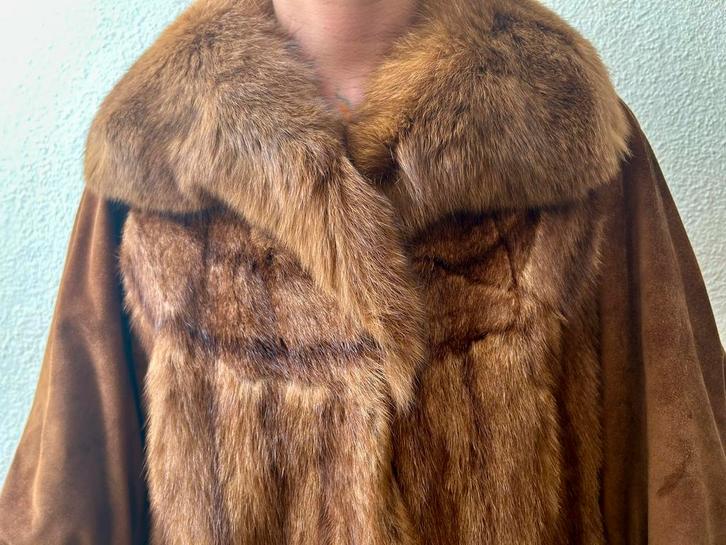 Manteau vintage en véritable fourrure, Kleding | Dames, Jasjes, Kostuums en Pakken, Gedragen, Jasje, Maat 42/44 (L), Bruin, Ophalen of Verzenden