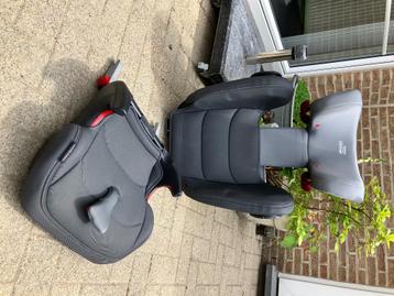 Britax Römer Isofix 15-36kg meegroeistoel beschikbaar voor biedingen