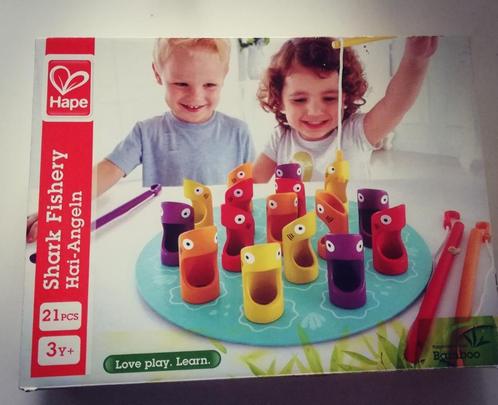 Bordspel hengelen - haaien vangen Hape, Hobby en Vrije tijd, Gezelschapsspellen | Bordspellen, Zo goed als nieuw, Ophalen of Verzenden