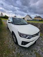 GRAND Tivoli met bijna 2 jaar fabrieksgarantie, Auto's, Voorwielaandrijving, Euro 6, 4 cilinders, Beige