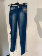 7 jeans stuks voor 10€ maat 36 of S. Enkel ophalen!, Vêtements | Femmes, Jeans, Enlèvement ou Envoi, Porté, W28 - W29 (confection 36)