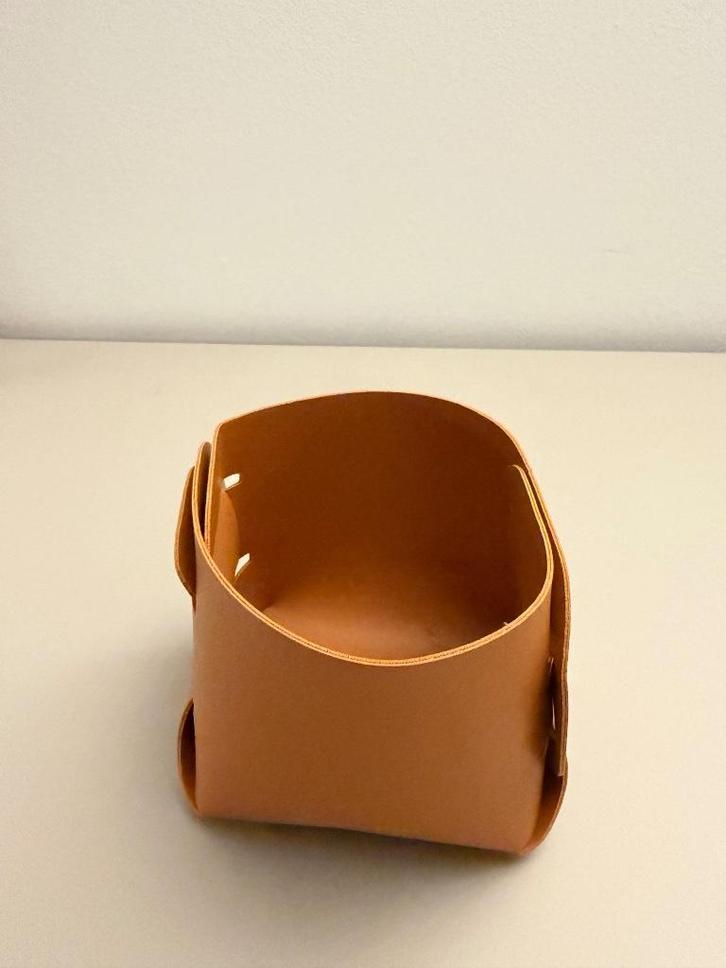 Love Sunshine – Lederen opbergmandje in cognac, Handtassen en Accessoires, Overige Accessoires, Nieuw, Verzenden