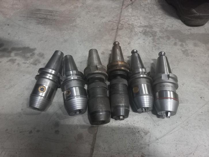 BT40 houders, Doe-het-zelf en Bouw, Draaibanken, Gebruikt, Freesbank, 1000 mm of meer, Computergestuurd (Cnc), Ophalen