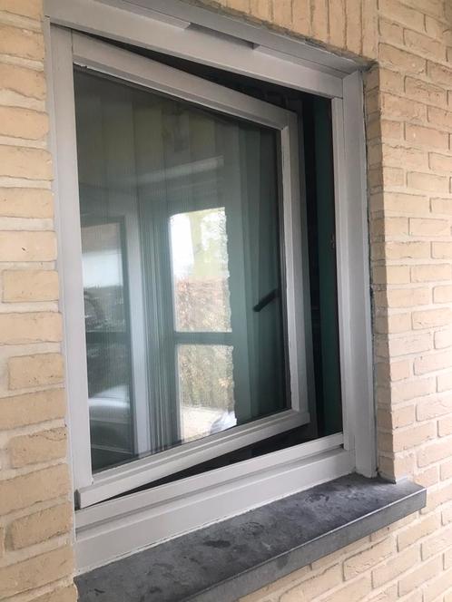 Raam dubbel glas draai kip raam, Doe-het-zelf en Bouw, Raamkozijnen en Schuifdeuren, Gebruikt, Hout, Ophalen