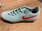 Voetbalschoenen maat 39 nieuwstaat, Sport en Fitness, Ophalen, Zo goed als nieuw