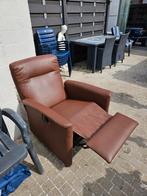 fauteuil relax électrique  en simili cuir brun ., Utilisé, Cuir, Enlèvement ou Envoi