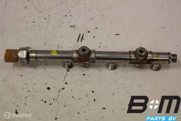 Brandstofrail met sensor Volkswagen Golf 7 04E133320C beschikbaar voor biedingen