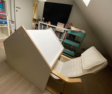 Kindertafel tekentafel huisje beschikbaar voor biedingen