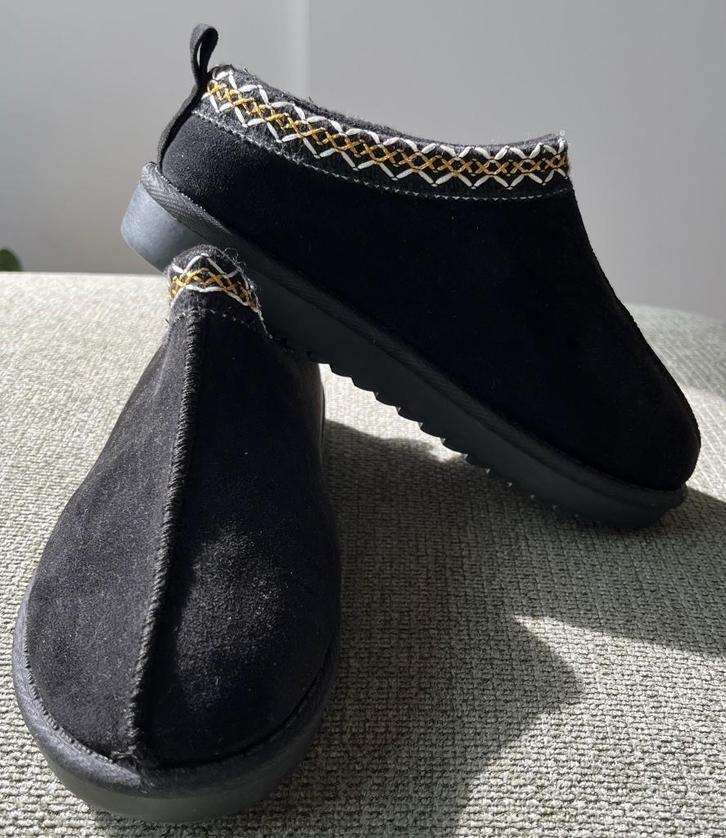 Zwarte instappers / pantoffels Les Jumelles, Kleding | Dames, Schoenen, Nieuw, Instappers, Zwart, Ophalen of Verzenden