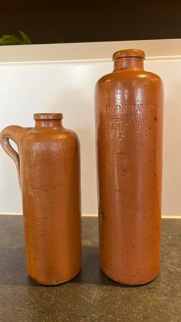 Oude jeneverkruiken Lucas Bols 1/2 en 1/4 liter beschikbaar voor biedingen