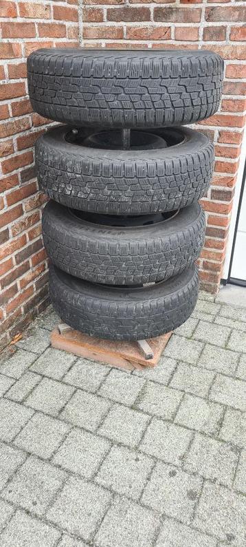 winterbanden voor peugeot 208 citroen c3 beschikbaar voor biedingen