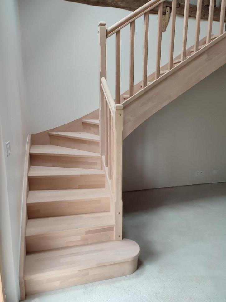 Houten trap op maat, Doe-het-zelf en Bouw, Ladders en Trappen, Nieuw, Trap, 2 tot 4 meter, Verzenden