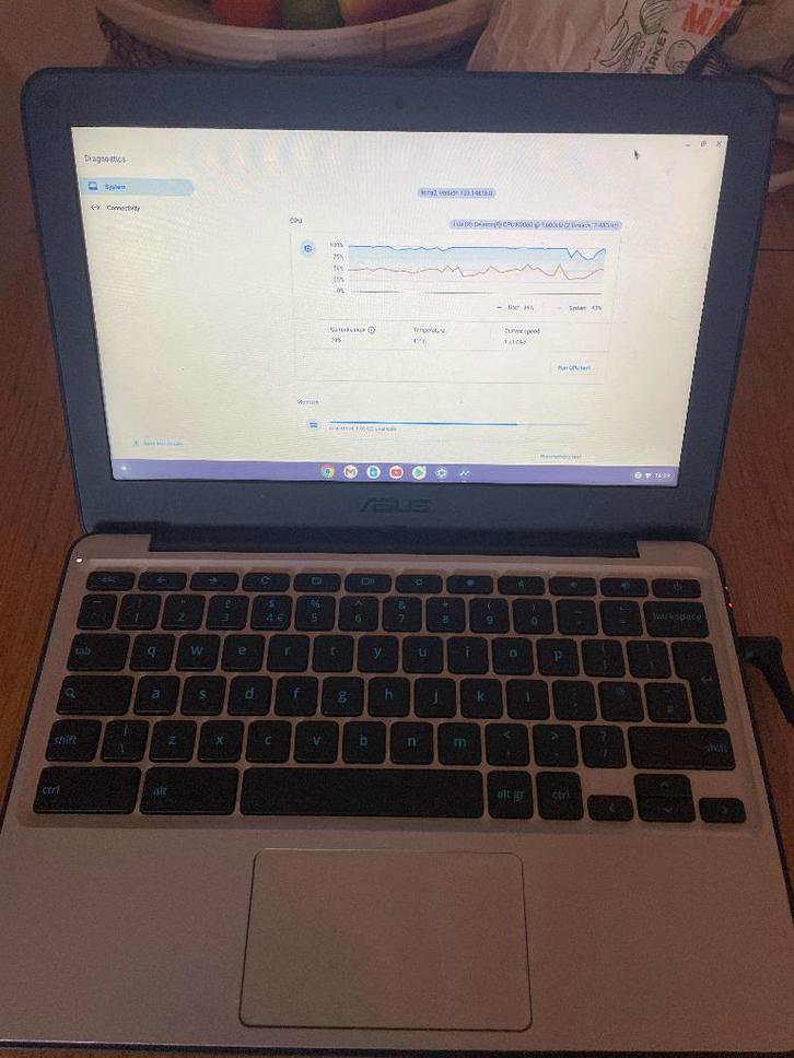 Chromebook ASUS C202S – Intel 1,2 GHz – 2 Go RAM, Computers en Software, Chromebooks, Gebruikt, Qwerty, Ophalen of Verzenden