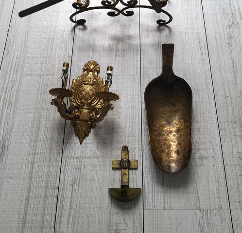 Koperen en andere verschillende curiosa. Oude metalen doos 3, Antiek en Kunst, Antiek | Brons en Koper, Koper, Ophalen of Verzenden