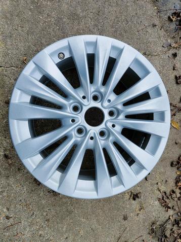 Set Originele styling 475 velgen 16 inch incl. winterbanden beschikbaar voor biedingen