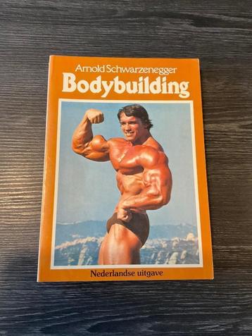 Vintage boek Bodybuilding Arnold Schwarzenegger Nederlandse  beschikbaar voor biedingen