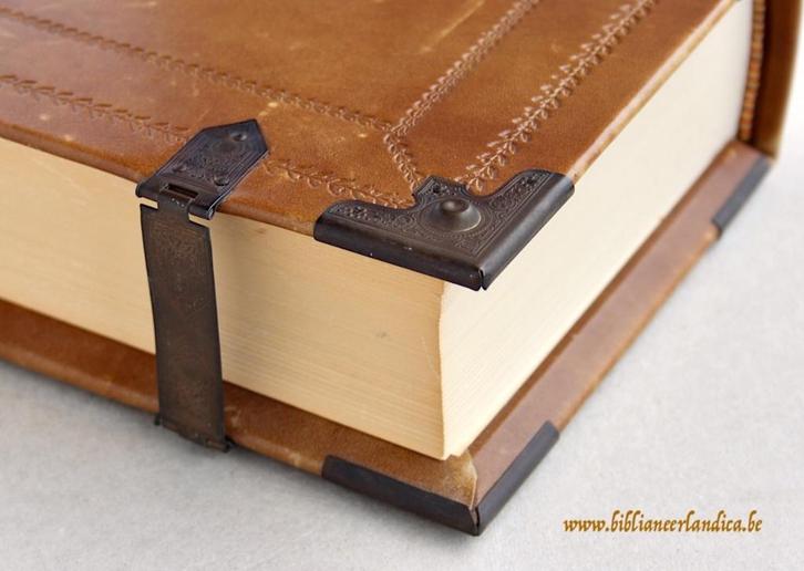 Luxe Deux-Aesbijbel (1587) Genummerde facimilé in luxe-leder, Antiek en Kunst, Antiek | Boeken en Manuscripten, Ophalen of Verzenden