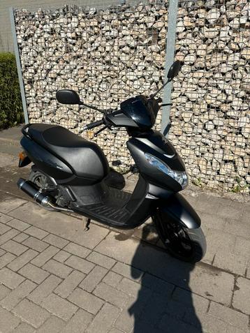 Peugeot kisbee B klasse beschikbaar voor biedingen