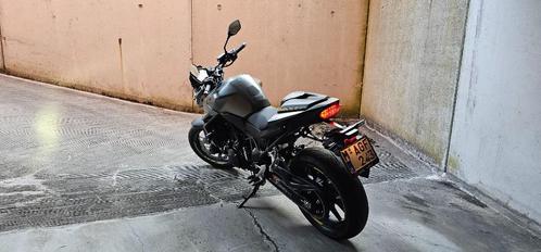 Honda CB750 Hornet, Motoren, Motoren | Honda, Particulier, Sport, meer dan 35 kW, 2 cilinders, Motorrijbewijs A, ABS, LED Verlichting