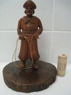 Jaren 50 houten beeldje van Argentijnse gaucho met lasso, Ophalen