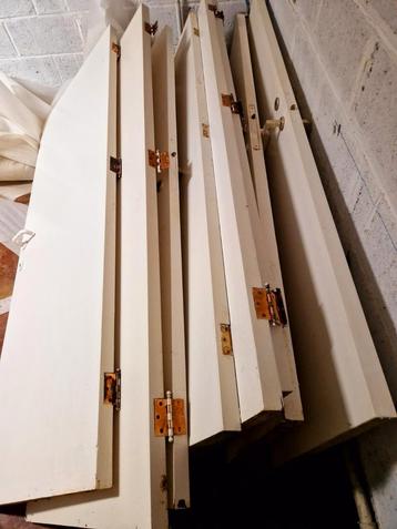 Portes en bois très bonnes états beschikbaar voor biedingen