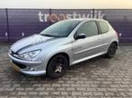 2006 - Peugeot - 206 - 1.6-16V Quiksilver - Personenauto, Auto's, Peugeot, Gebruikt, Overige brandstoffen, Bedrijf, Handgeschakeld