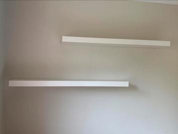 Zwevende wandplanken Ikea 2 stuks beschikbaar voor biedingen