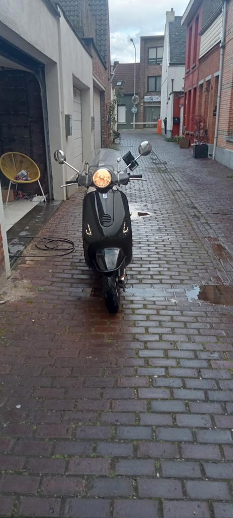 Vespa lx 125, Fietsen en Brommers, Scooters | Vespa, Zo goed als nieuw, Vespa LX, Ophalen of Verzenden