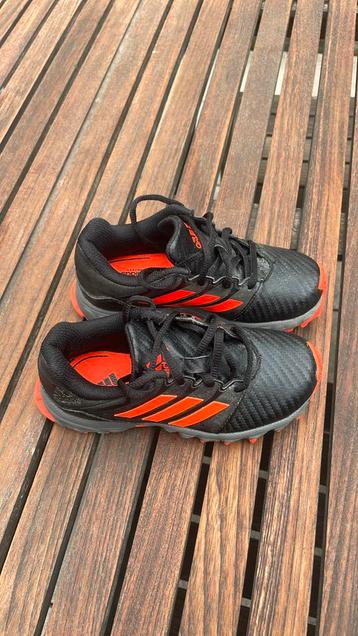Adidas hockeyschoenen, maat 29 beschikbaar voor biedingen